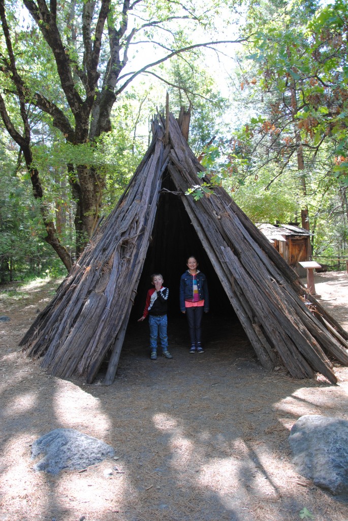 Tipi som de blev lavet af indianerne i Yosemite